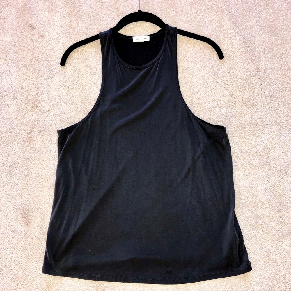 SILENCE + NOISE Tank